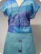 Klicken zum Vergrößern >> Grüner Rock mit Top