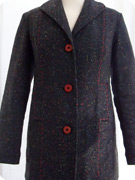 Klicken zum Vergrößern >> Rote Bluse